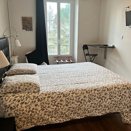 L'Art Dit Vin Saint-Aigulin Kültér fotó