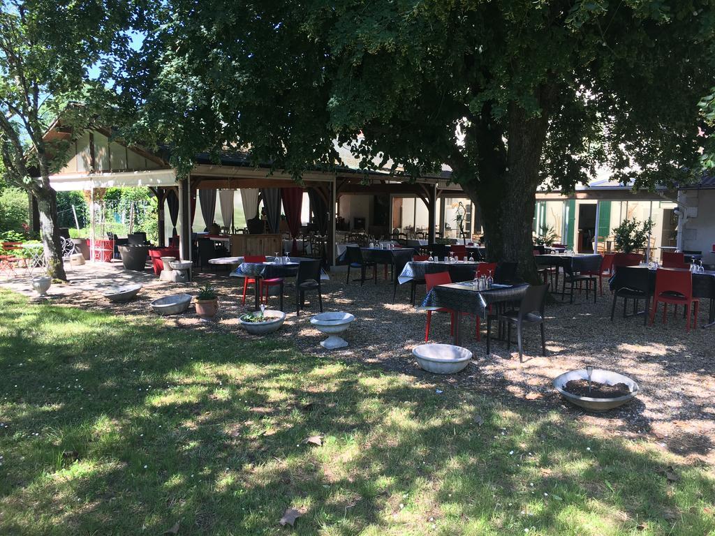 L'Art Dit Vin Saint-Aigulin Kültér fotó